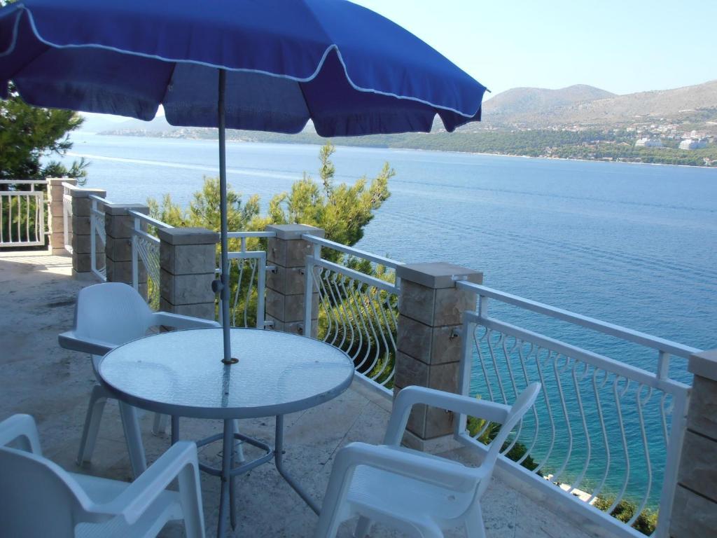 Villa Corona Donji Okrug  Δωμάτιο φωτογραφία